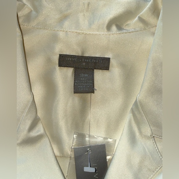 NWT Investments Cream Satin Button Down Shirt Plus Size 18W - Picture 6 of 13